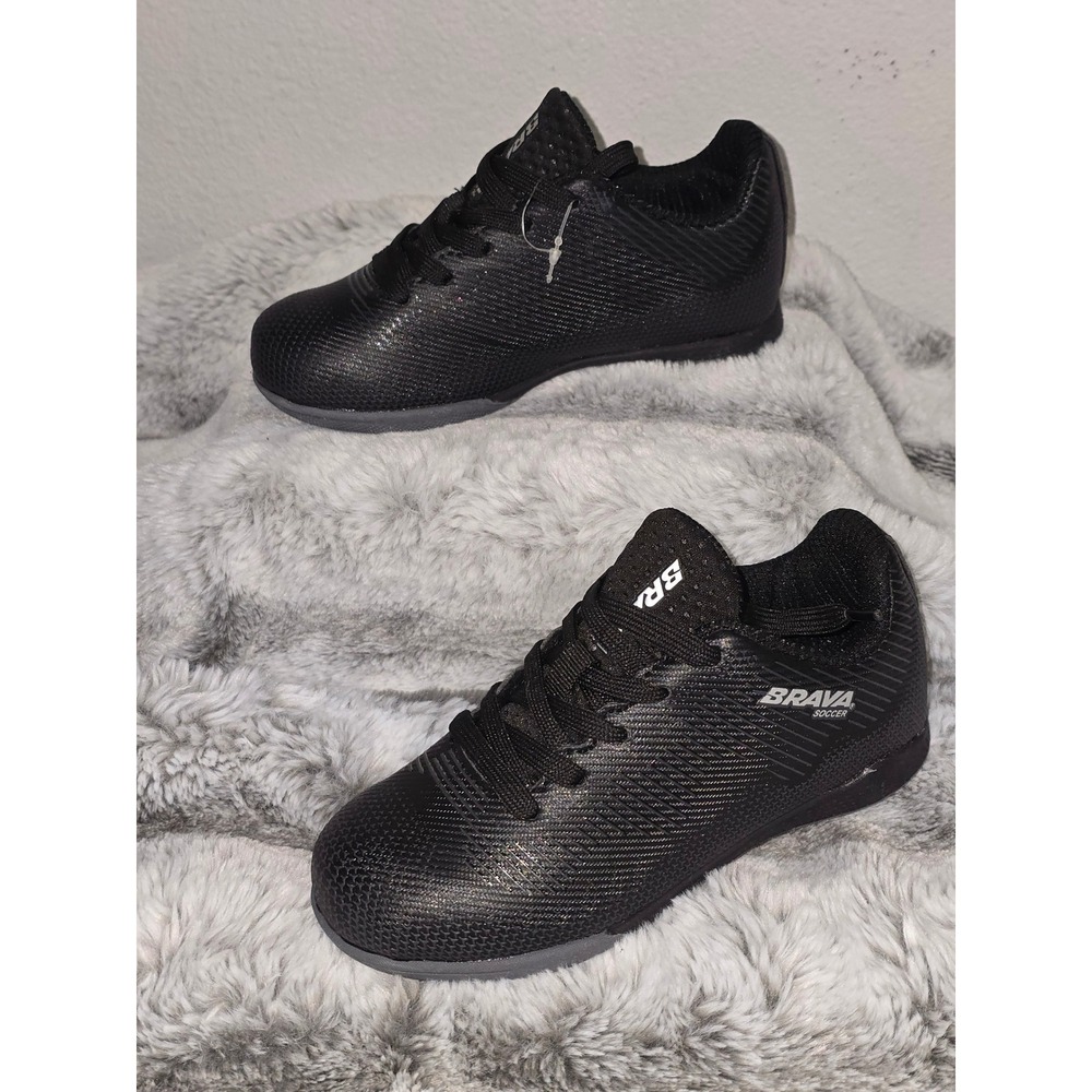 NEW Brava Youth Exempt Turf 2.0 Soccer Shoes Black Grey Boys 167247‎ SZ 10